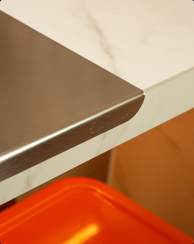 Tabla con pestaña L (38 x 48 cm)